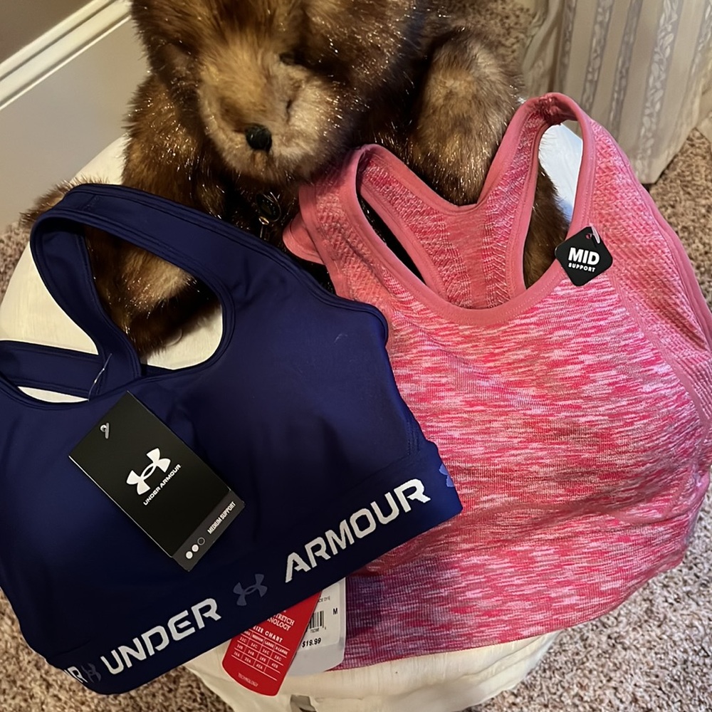 WOMENS BUNDLE OF 2 PADDED SPORTS BRAS IN SZ MED…NEW WITH TAGS…UNDER ARMOUR bcg.